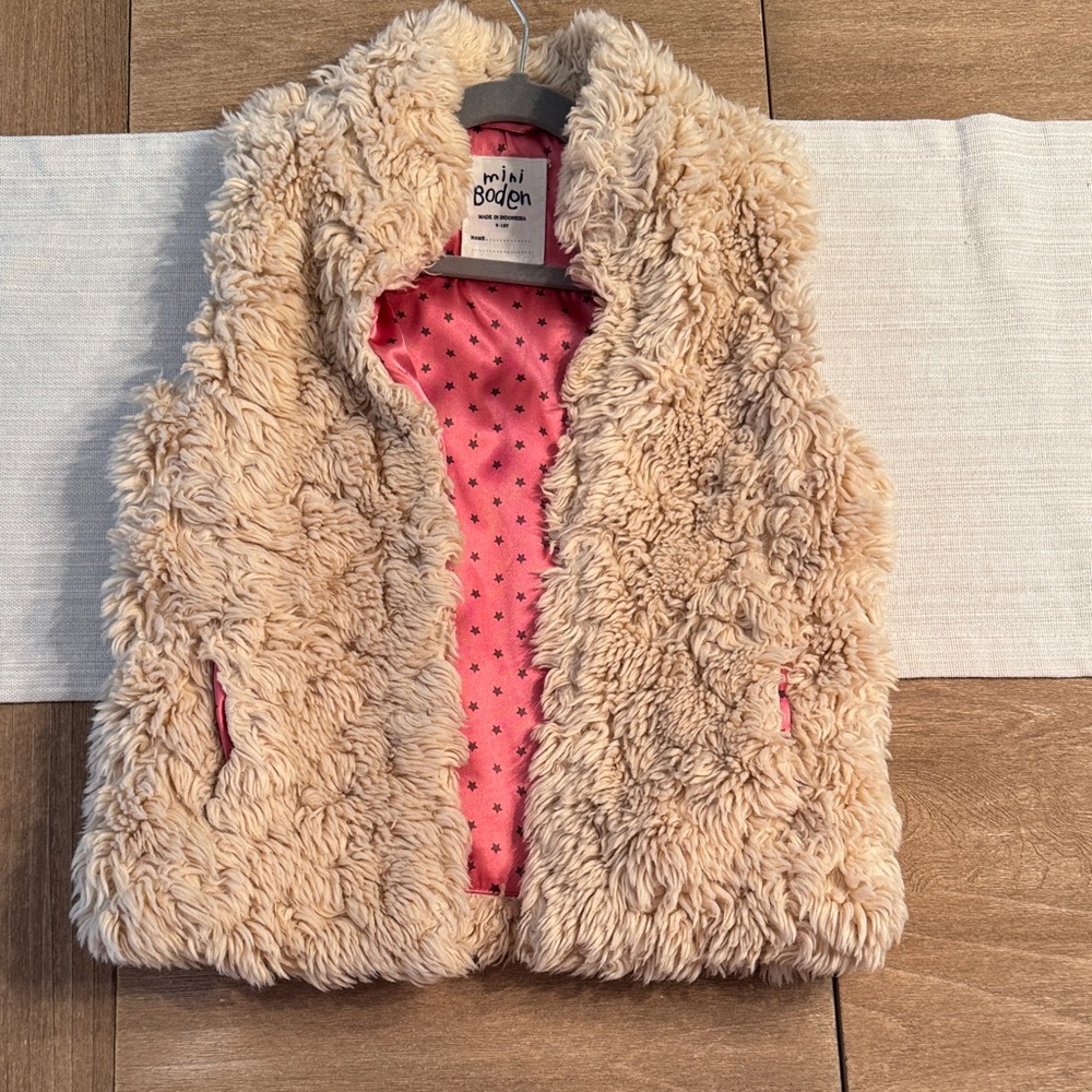 Mini Boden Cream Faux Fur Vest with Pink Lining